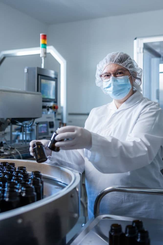 Abfüllung Dosen & Gläser | Goerlich Pharma